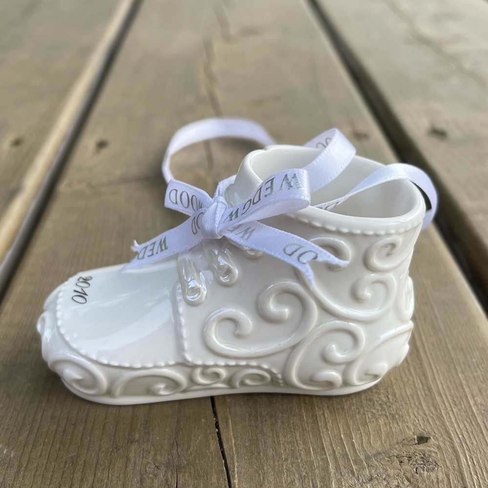 Wedgwood Baby’s First Christmas 2010 Baby Shoe Christmas Ornament